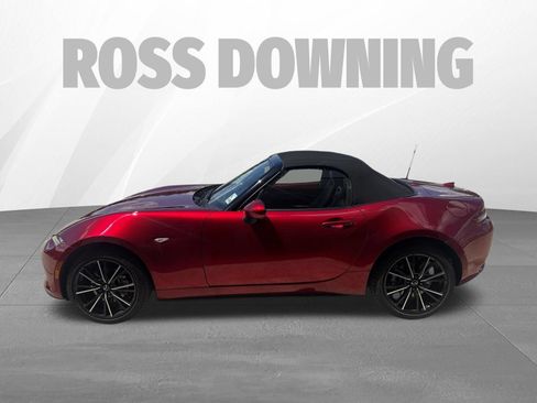 Used 2025 MAZDA MX-5 Miata Grand Touring RWD image 2