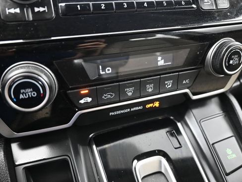 Used 2019 Honda CR-V LX image 14