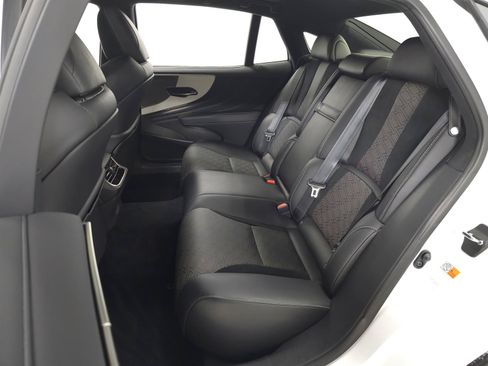 Used 2024 Lexus LS 500 F Sport AWD/4WD image 33