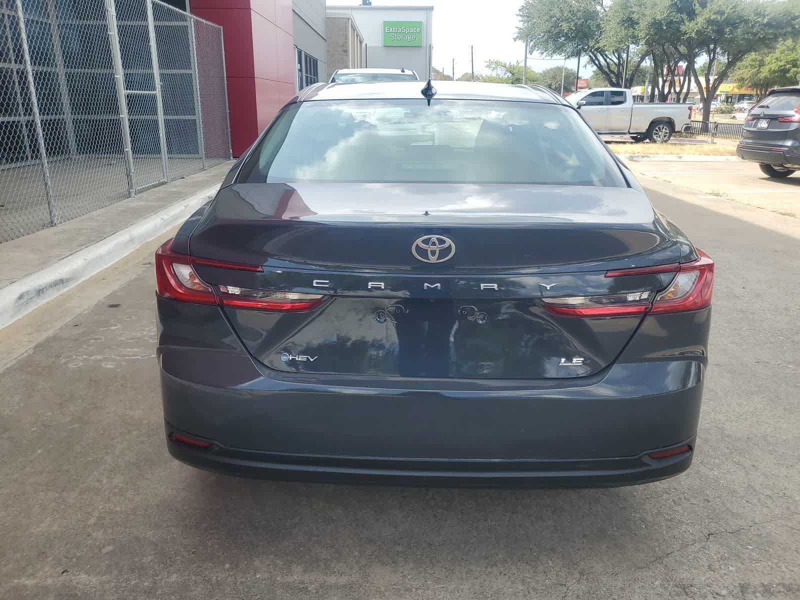 Used 2026 Toyota Camry LE w/ Convenience Package FWD image 5
