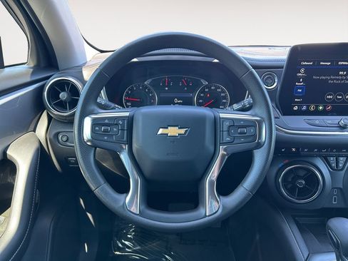 Used 2025 Chevrolet Blazer LT w/ Convenience Package AWD/4WD image 14