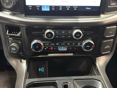 Used 2024 Ford F150 Lariat image 32