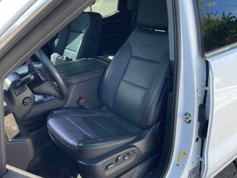 Used 2023 GMC Sierra 1500 Denali w/ Denali Reserve Package image 7