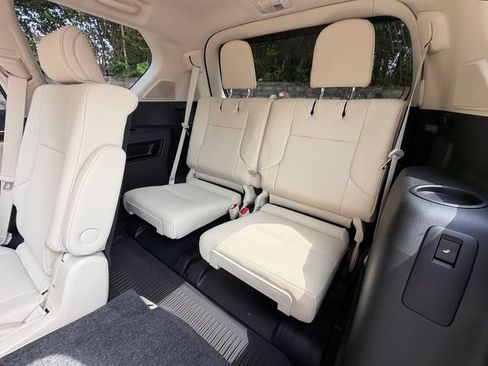 Certified 2023 Lexus GX 460 Premium AWD/4WD image 38