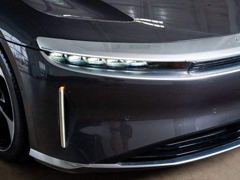 Used 2024 Lucid Air Touring image 16