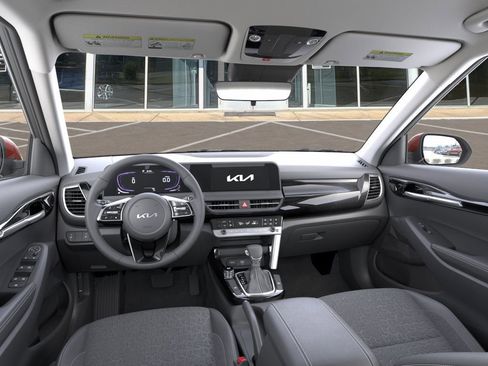 New 2026 Kia Seltos S image 14