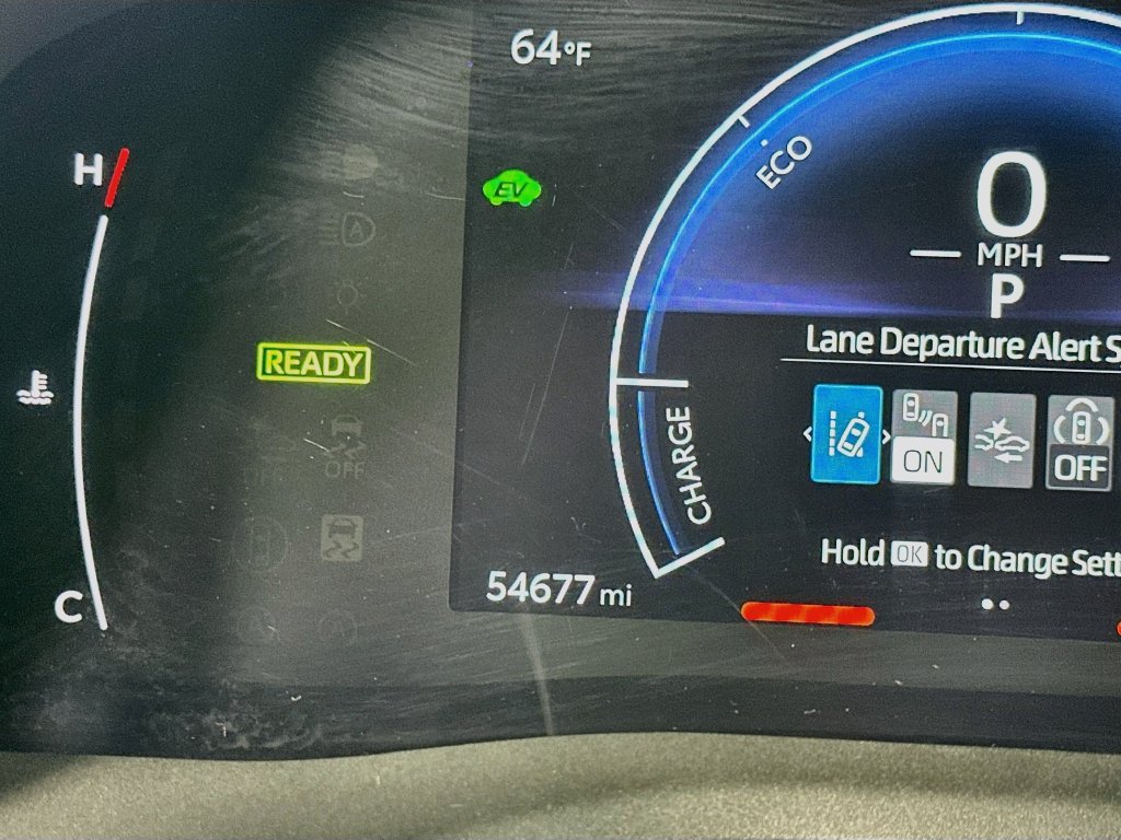 Used 2025 Toyota Camry SE FWD image 12