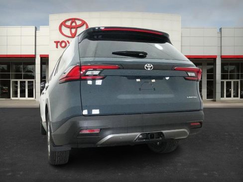 New 2026 Toyota Grand Highlander FWD image 15