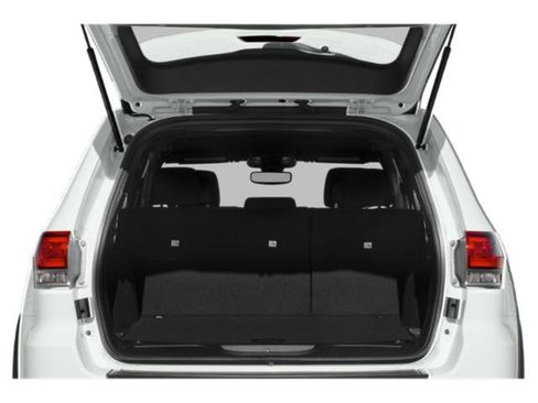 Certified 2020 Jeep Grand Cherokee Laredo w/ Security & Convenience Group image 12