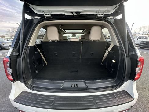 Used 2023 Ford Expedition Limited image 25