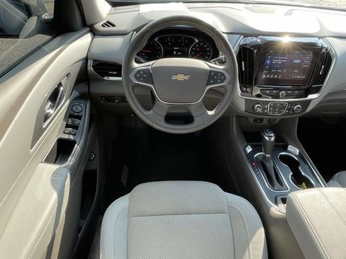 Certified 2020 Chevrolet Traverse LT FWD image 13