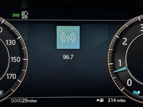 New 2024 Jaguar XF R-Dynamic SE image 10