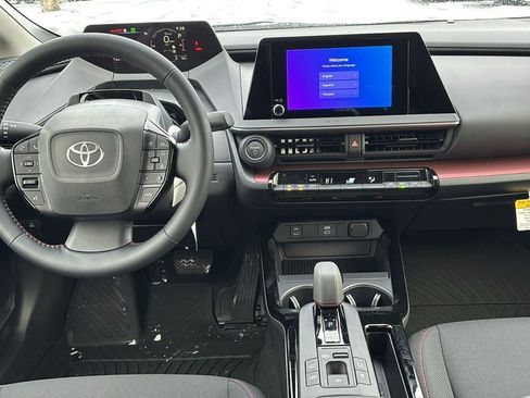 New 2026 Toyota Prius Plug-In Hybrid FWD image 8