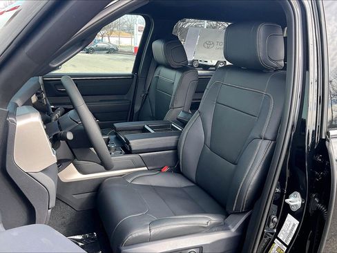 New 2026 Toyota Tundra Limited image 11