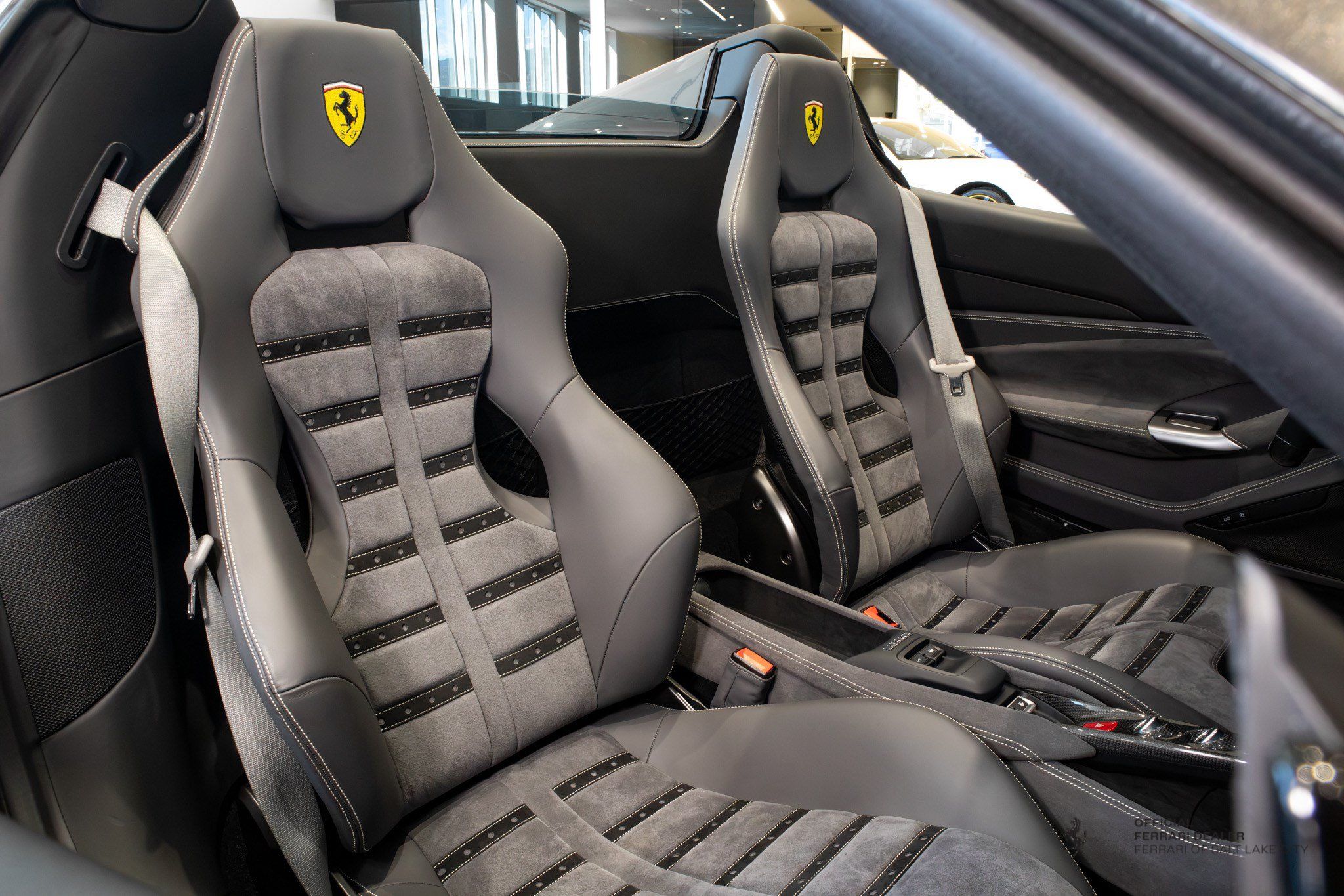 Used 2022 Ferrari F8 Tributo RWD image 20