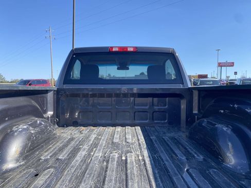 Used 2017 RAM 1500 Express image 10
