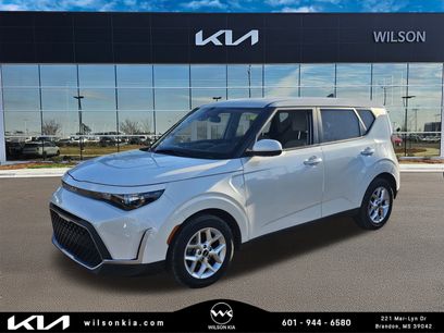 Used 2023 Kia Soul LX w/ Option Group 015
