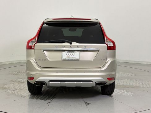 Used 2017 Volvo XC60 T5 Dynamic w/ Preferred Option Package image 10