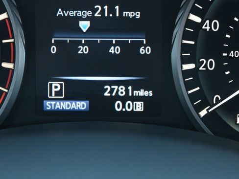 Used 2023 INFINITI Q50 Sensory image 21