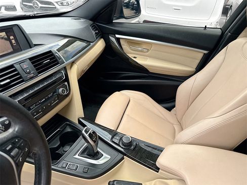 Used 2017 BMW 330i Sedan image 26