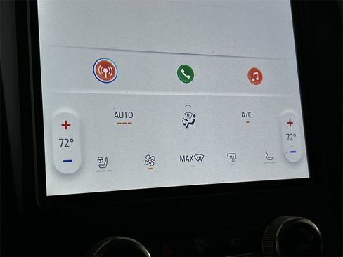 Used 2024 Ford Edge Titanium image 27