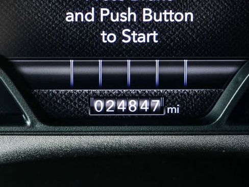 Used 2020 RAM 2500 Limited image 11