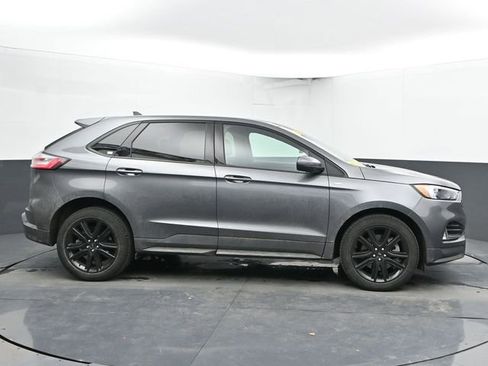 Used 2024 Ford Edge ST-Line w/ Class II Trailer Tow Package AWD/4WD image 11