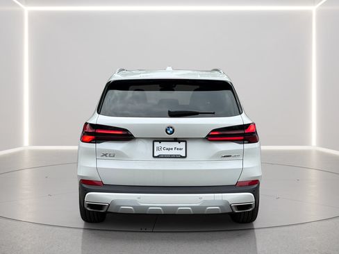 Used 2026 BMW X5 xDrive40i AWD/4WD image 4