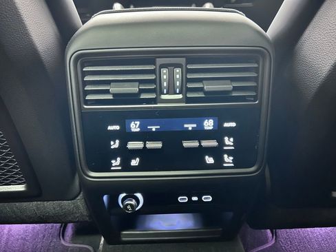 Used 2026 Porsche Cayenne Coupe image 27