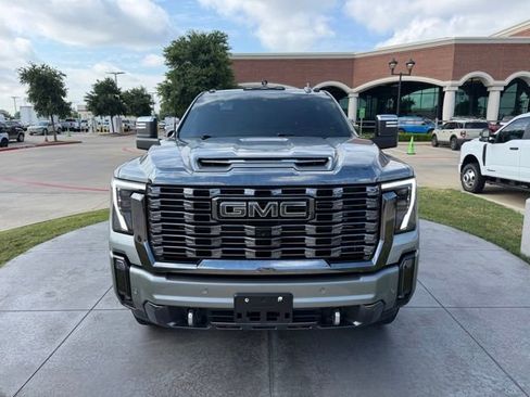 Used 2024 GMC Sierra 2500 Denali Ultimate w/ Max Trailering Package AWD/4WD image 2