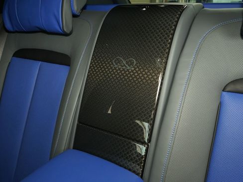 Used 2023 Rolls-Royce Cullinan Black Badge w/ Driver's Package image 29