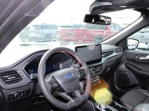 Used 2023 Ford Escape ST-Line Elite AWD/4WD image 13