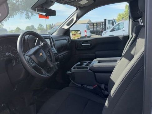 Used 2025 Chevrolet Silverado 1500 W/T image 7