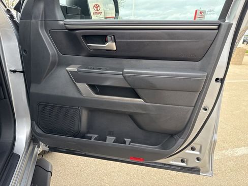 Used 2025 Toyota Tundra SR5 w/ SR5 Premium Package AWD/4WD image 21