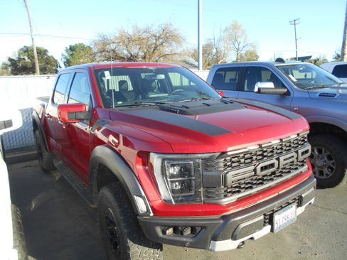 Used 2021 Ford F150 Raptor w/ Equipment Group 801A High image 1