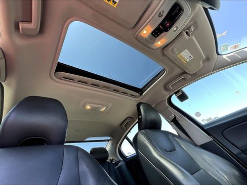 Used 2018 Volvo S60 T5 Inscription image 22