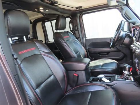 Used 2020 Jeep Gladiator Rubicon w/ Dual Top Group AWD/4WD image 26