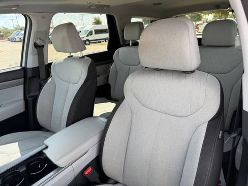 Used 2020 Hyundai Palisade SEL w/ Convenience Package FWD image 11