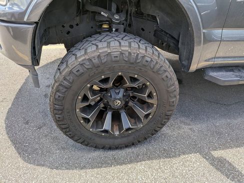 Used 2019 Ford F150 XLT w/ Equipment Group 302A Luxury AWD/4WD image 5