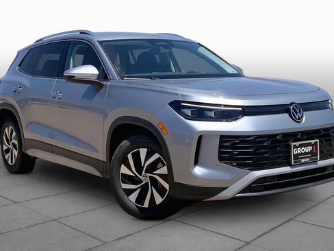 New 2026 Volkswagen Tiguan S FWD image 2