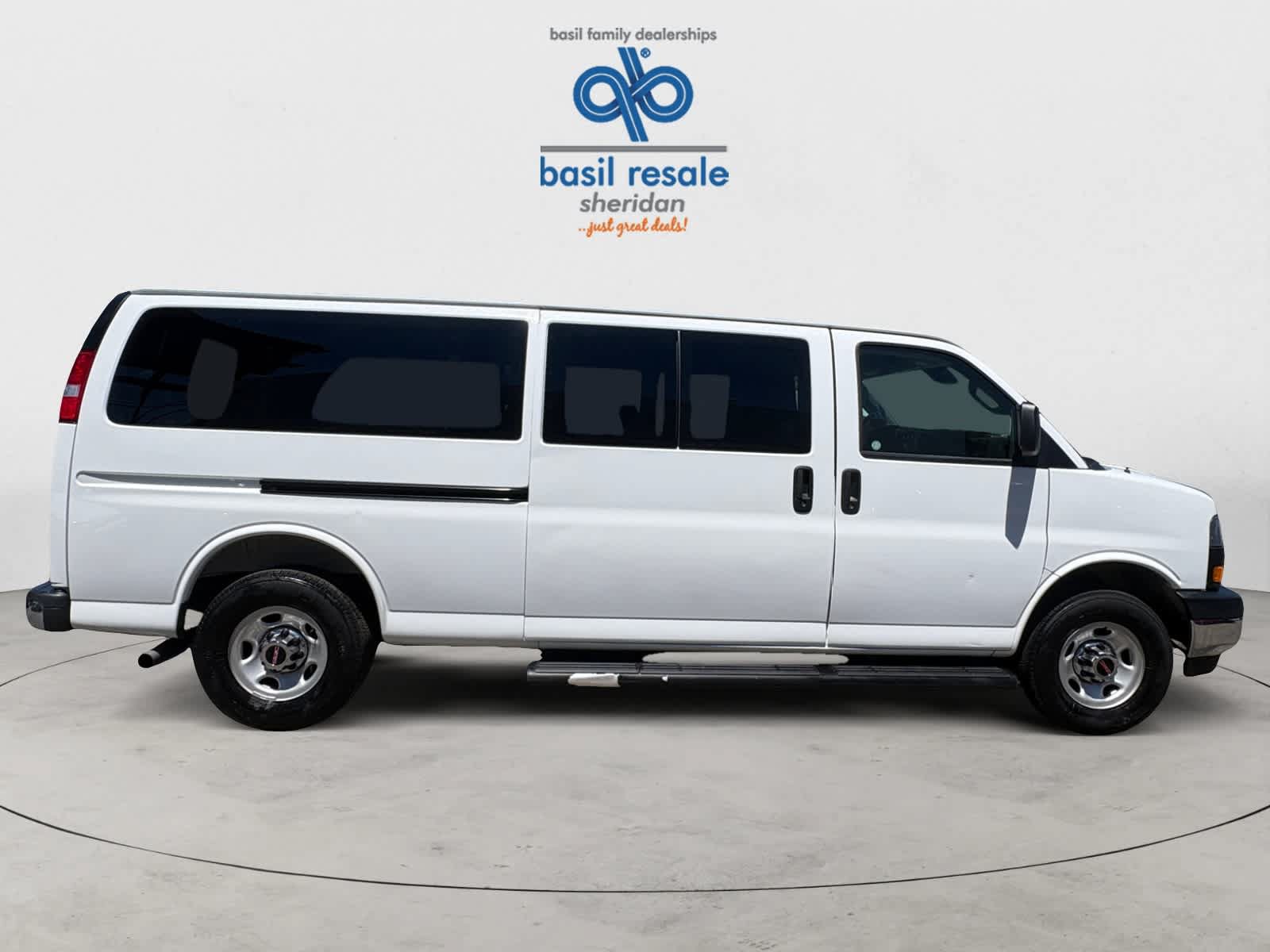 Used 2025 GMC Savana 3500 LT w/ LT Preferred Equipment Group RWD image 7