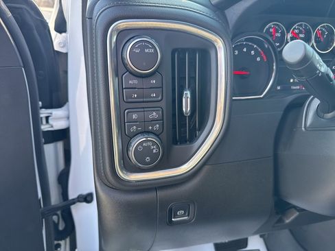 Used 2022 Chevrolet Silverado 1500 LT Trail Boss w/ LPO, Dark Essentials Package image 28