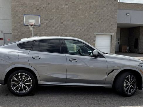 Used 2024 BMW X6 xDrive40i w/ Premium Package AWD/4WD image 5