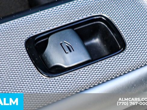 Used 2025 Mercedes-Benz GLC 43 AMG 4MATIC image 50