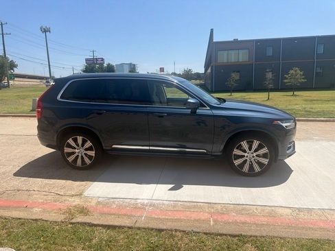 Used 2023 Volvo XC90 B6 Ultimate w/ Protection Package Premier AWD/4WD image 11
