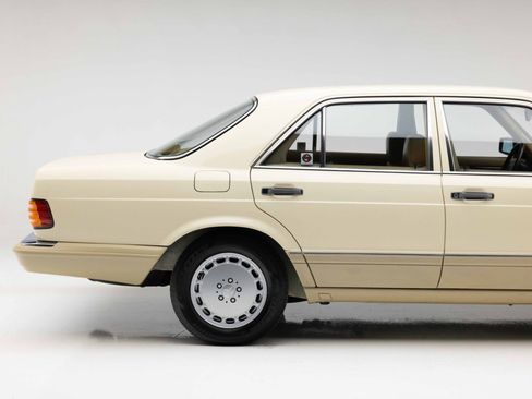 Used 1991 Mercedes-Benz 350 SD image 21