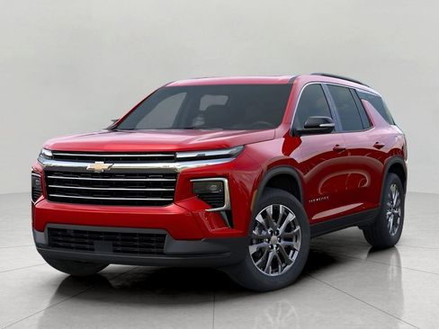Used 2026 Chevrolet Traverse LT w/ Sun and Wheel Package AWD/4WD image 8