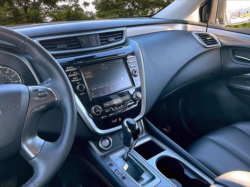 Used 2023 Nissan Murano SV w/ SV Midnight Edition Package image 9