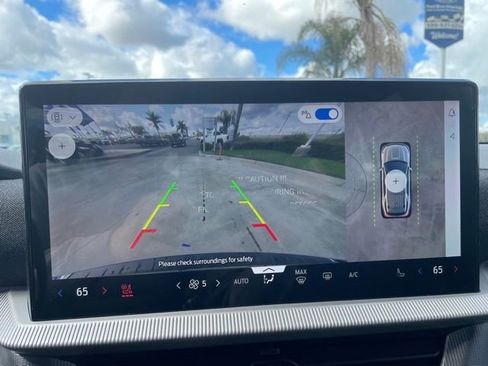 New 2026 Ford Explorer ST-Line w/ ST-Line Street Pack image 13