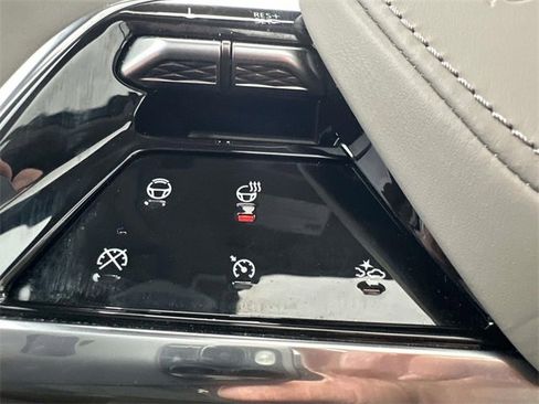 Certified 2025 Cadillac Escalade Sport Platinum w/ LPO, Floor Liner Package image 42